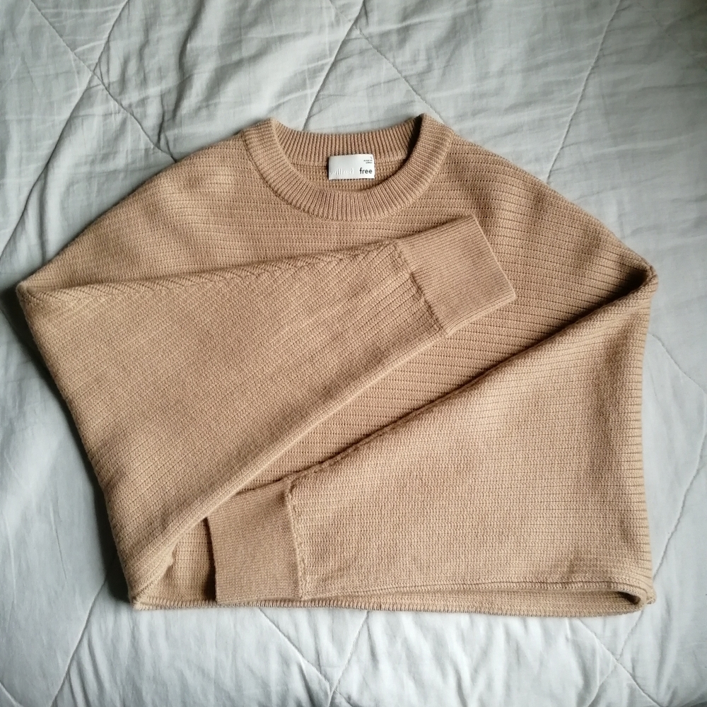 WILFRED Lolan crop merino wool sweater | Aritzia - Picture 3 of 9